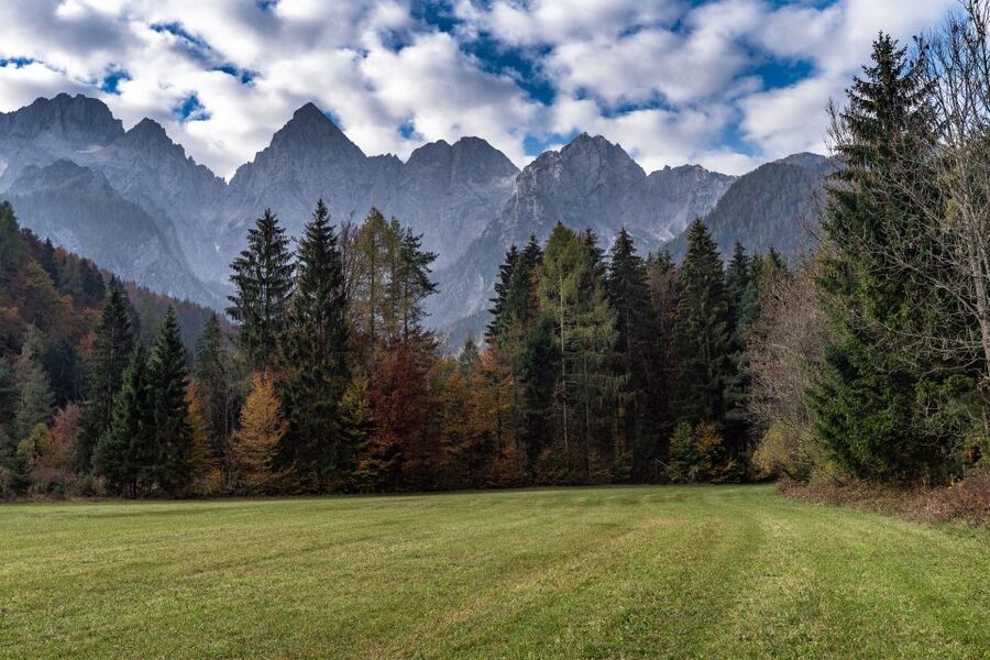 7 Alpine Wonders - Lake Jasna is a calm finish