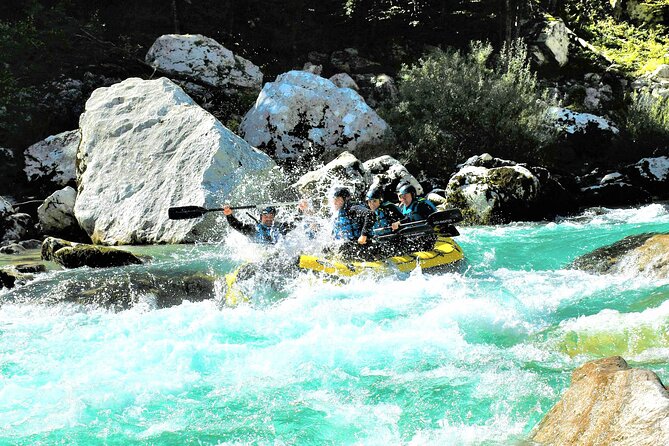 Adventure Rafting on Emerald River with Free Photos - The short van ride to the river