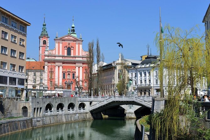 Architectural Ljubljana: Private Tour with a Local Expert - Why Ljubljana’s architecture works so well on foot