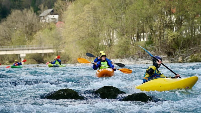 Bled: kayaking trip on the river Sava - The 10-minute ride to the river