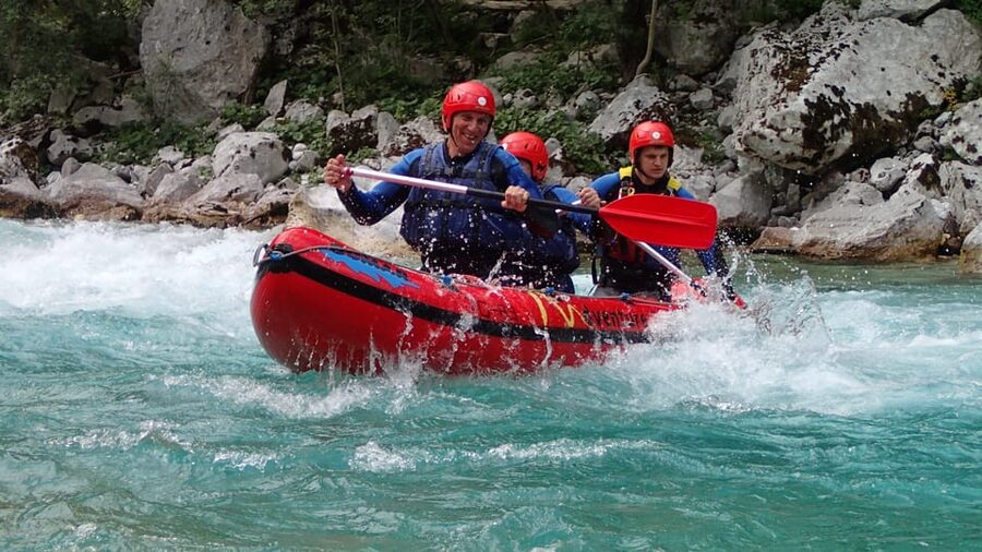 Bovec: Whitewater Canoeing on the Soča River - The first strokes on the river