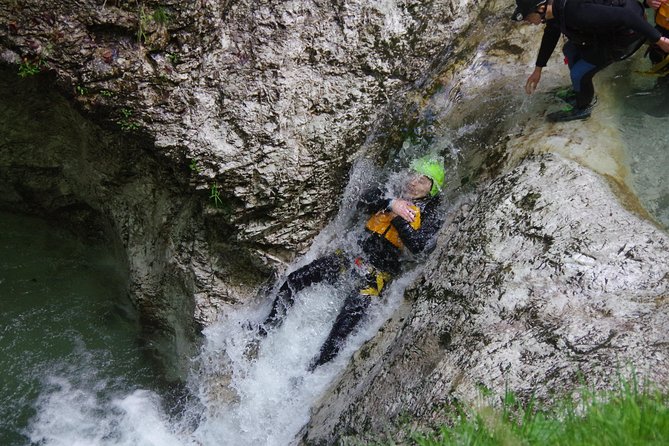 Canyoning in Susec Canyon - The equipment and base facilities