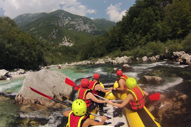 CLASSIC RAFTING on Soča river - What makes the family experience work