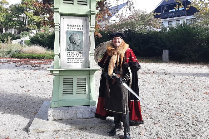 Cosmopolitan "medieval" Bled Walking Tour - St. Martin Parish Church and Slovenia’s religious identity