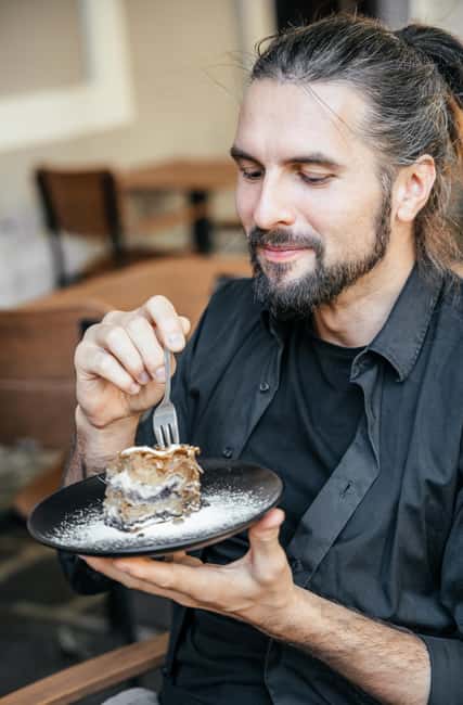 Eat & Drink Ljubljana Food Tour by Sigismundi - Oysters and pink bubbles bring a surprise course