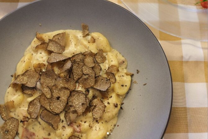 Food & Wine -> Gourmet tour in Piran - A small group changes the feel