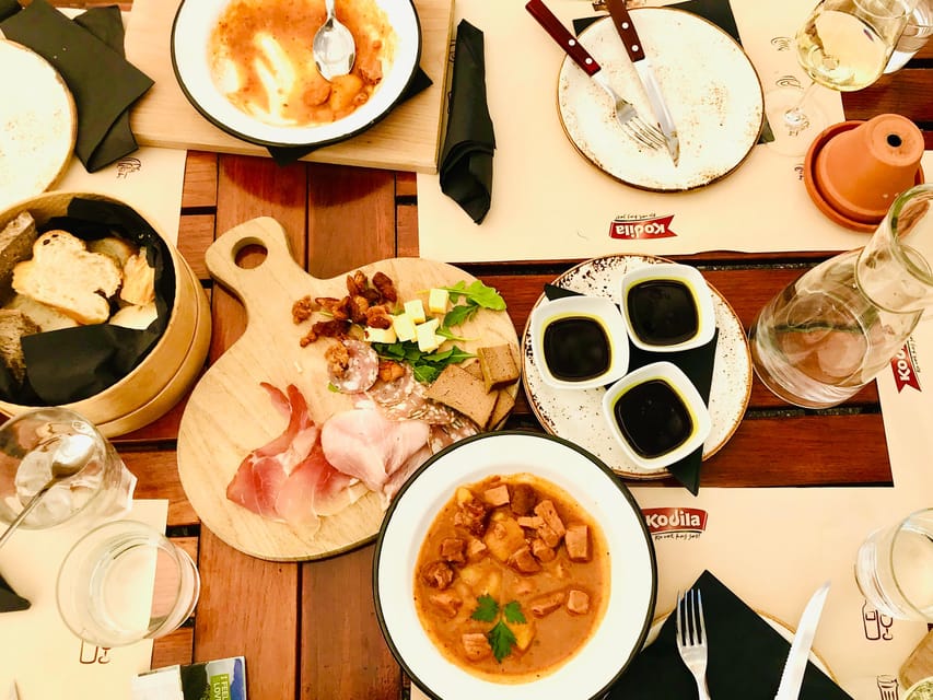 Food & Wine tour with a Sommelier - Key points at a glance