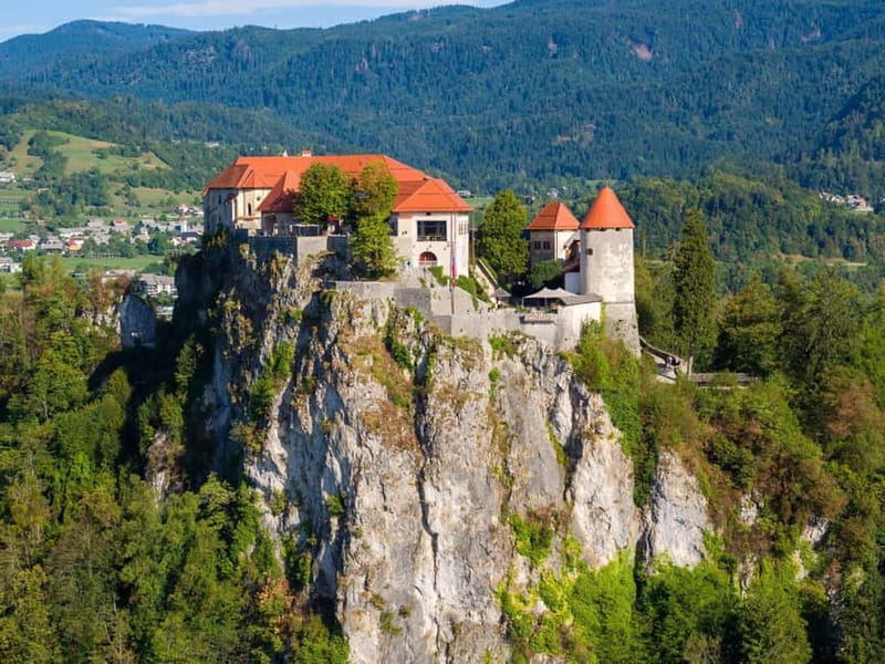 From Ljubljana: Lake Bled Tour - Bled Castle and its cliff-top views