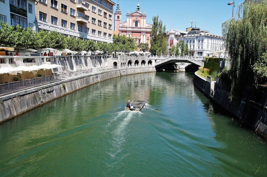 From Zagreb: Lake Bled & Ljubljana Private Day Trip - Ljubljana’s Old Town, bridges, and castle