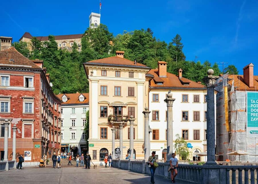 From Zagreb: Ljubljana and Postojna cave Day Trip - The guides make a real difference