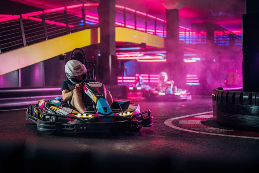 Gokart experience at Woop! karting - the fastest attraction - What happens before the 10-minute session