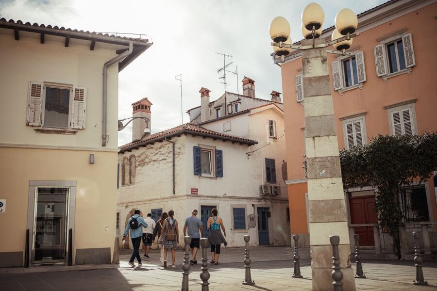 Koper Stroll & Taste - Carpaccio Square and an unexpected art connection