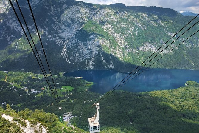 Lake Bled and Bohinj with Savica waterfall included - The Pletna boat ride is charming but costs extra