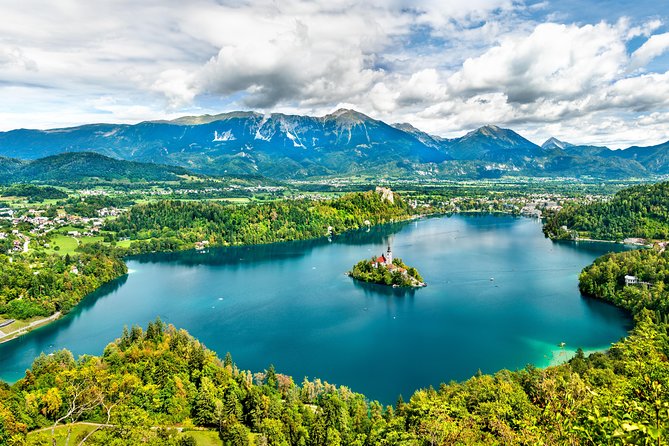 Lake Bled half day tour from Ljubljana - Stop three: the Pletna boat to Bled Island