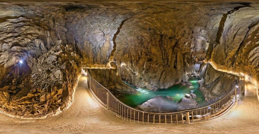 Lipica Stud Farm and Škocjan Caves from Trieste - Lipica Stud Farm and the world of the white horse