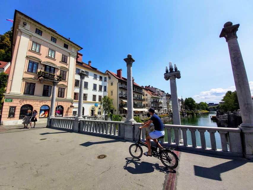 Ljubljana by E-Bike: Guided City Highlights Tour - The climb to Ljubljana Castle and the final view