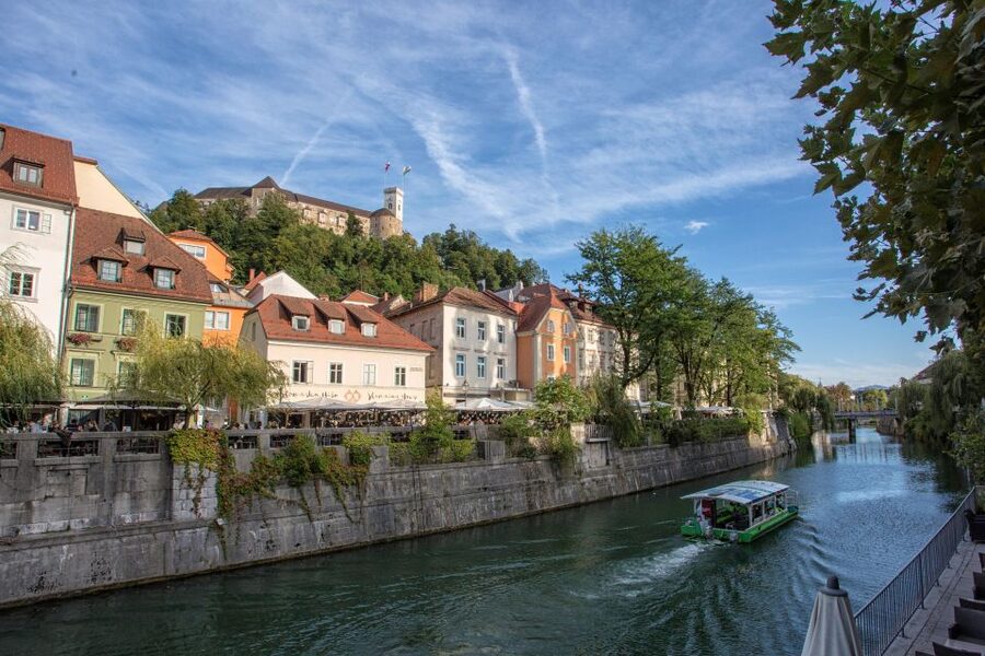 Ljubljana: Castle Entry Ticket with Optional Funicular Ride - The Time Machine Tour With Six Historical Stops