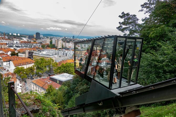 Ljubljana Castle: Time Machine Guided Tour + funicular - Reaching Ljubljana Castle by funicular