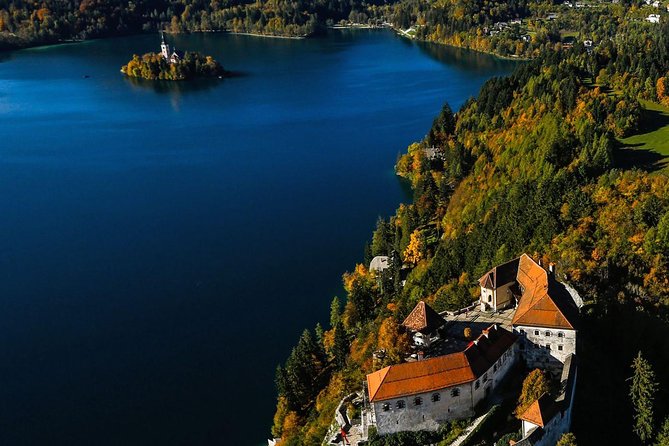 Ljubljana: Lake Bled Experience small group half-day tour - Lake Bled’s famous view and first look at the water