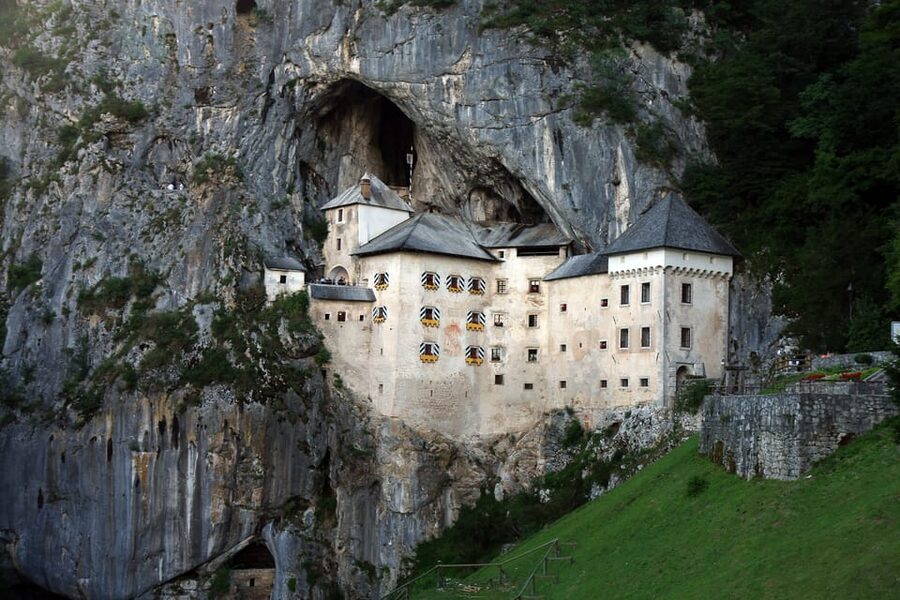 Ljubljana: Lake Bled, Postojna Cave, and Predjama Day Tour - Should you book it?