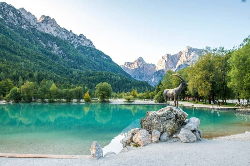 Ljubljana: Lake Bled & Triglav National Park Full-Day Trip - Kranjska Gora: Alpine town and useful lunch stop