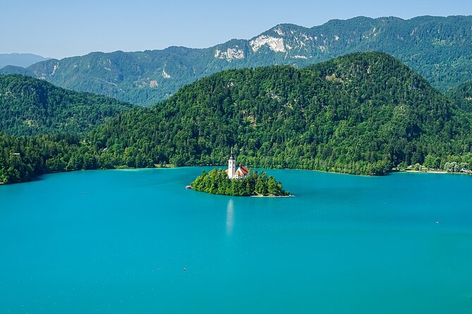 Ljubljana & Lake Bled (up to 8 persons) - Lake Bled and its famous island boat ride