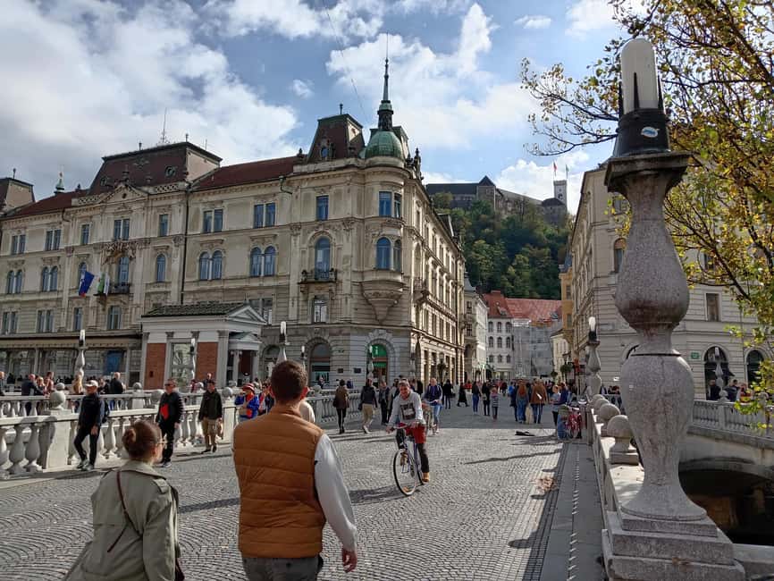 Ljubljana: Private tour to discover the city of dragons - Ending at St. Nicholas Cathedral