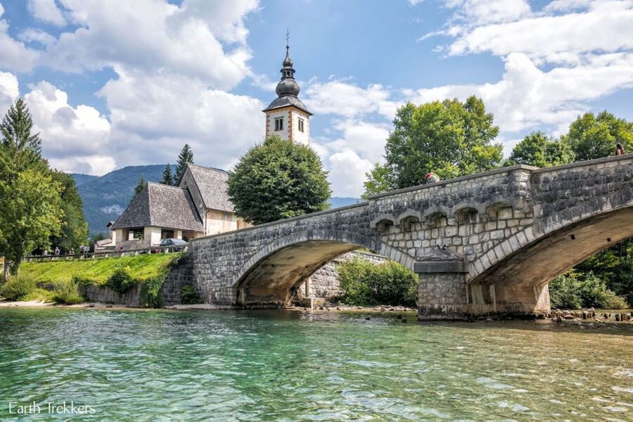 Ljubljana: Savica Waterfall, Lake Bohinj, and Lake Bled Tour - Is eight hours enough for three places?
