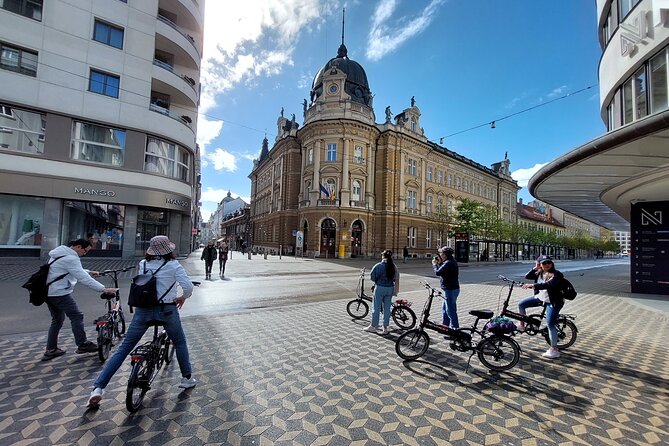 Ljubljana Sightseeing Tour by Electric Bikes - Five things to know before you book