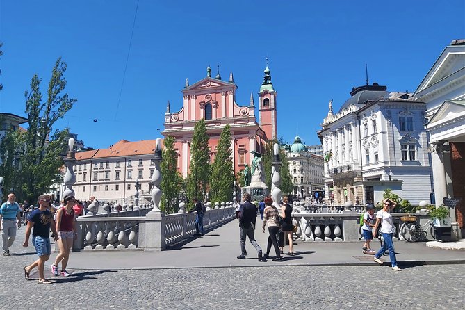 Ljubljana Sightseeing Tour by Electric Bikes - Why this route works well in Ljubljana
