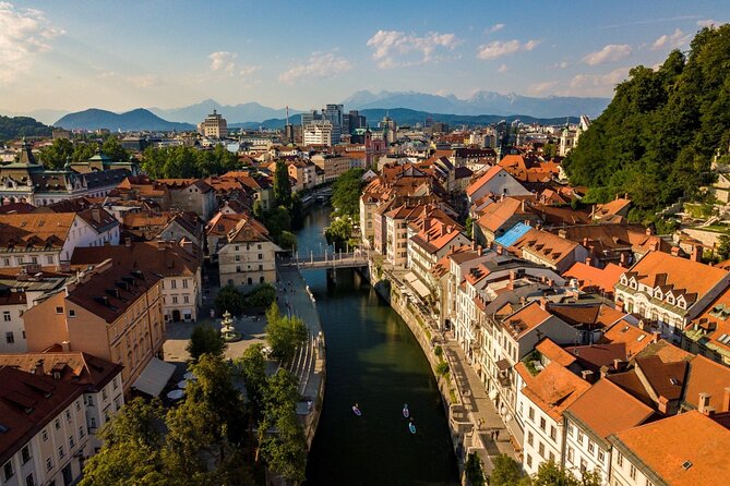 Ljubljana Stand-Up Paddle Boarding Lesson and Tour - Dragon Bridge and Ljubljana’s playful side