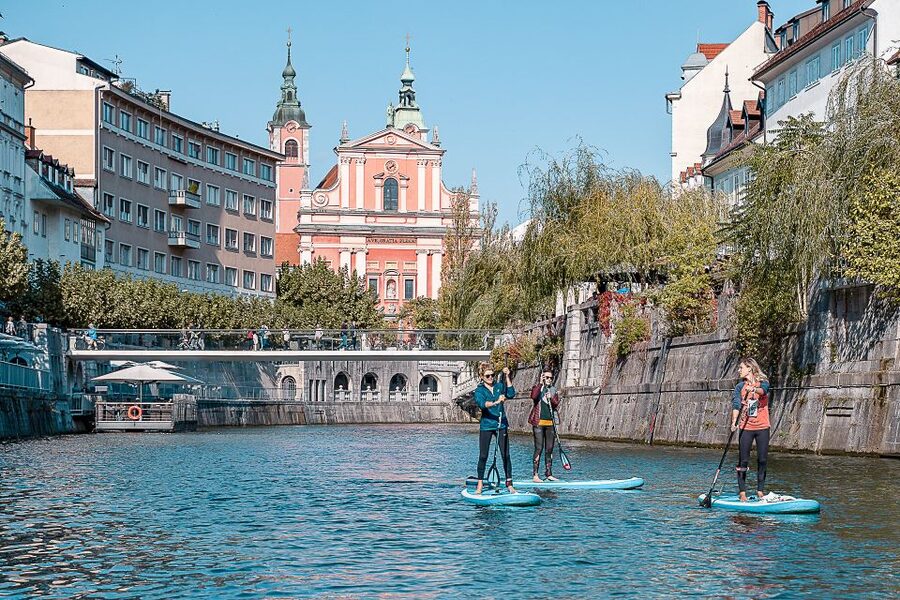 Ljubljana: Stand-Up Paddle Boarding Tour - Paddling toward Ljubljana’s historic center