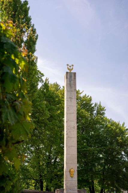 Ljubljana: UNESCO cultural heritage tour - How long the walk takes and what the price means