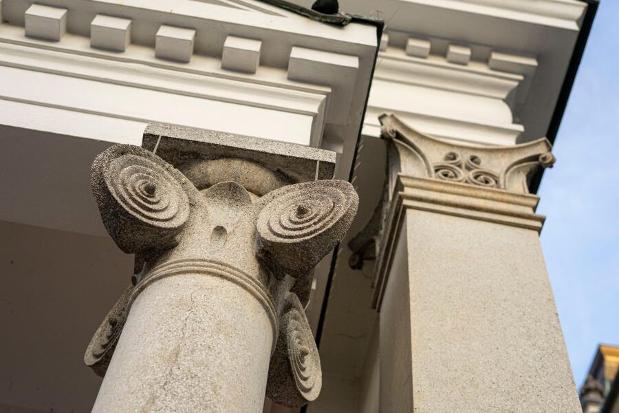 Ljubljana: UNESCO cultural heritage tour - Triple Bridge, Cobblers Bridge, and Trnovo Bridge