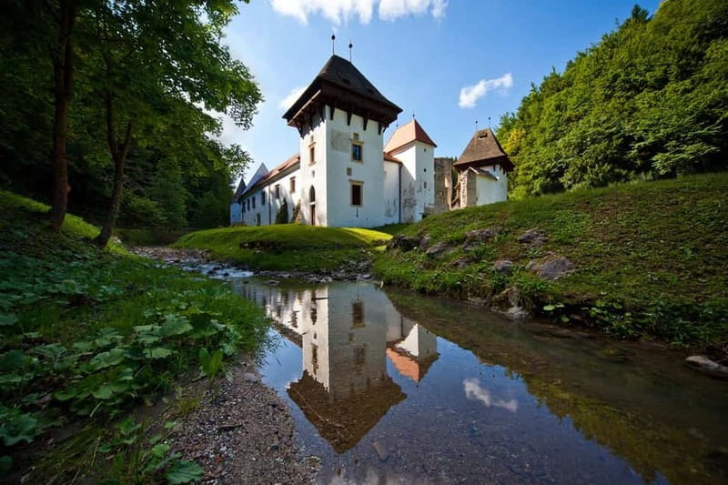 Maribor & Styria Tour with Wine Tasting - Lunch and Free Time in Maribor