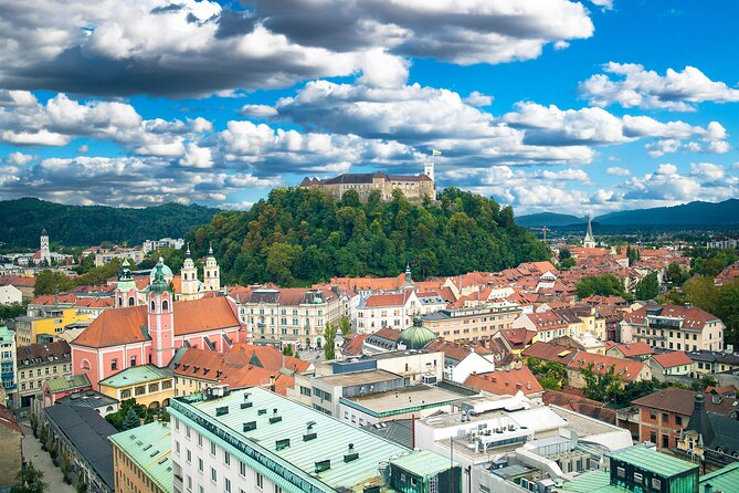 Private 3 hours walking Guided Immersion tour through Ljubljana - Why this short walk works well in Ljubljana