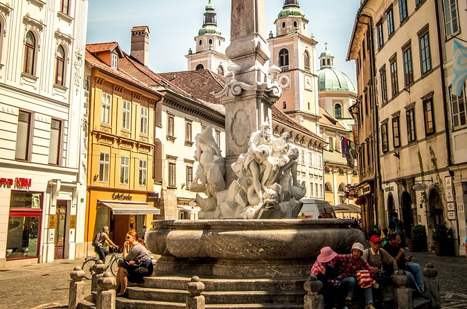 Private Ljubljana culinary tour - Why the Central Market is more than a photo stop
