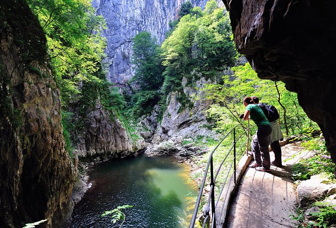 Skocjan UNESCO Caves and Piran full day tour (small group, max. 8) - The guide can make or break the rhythm
