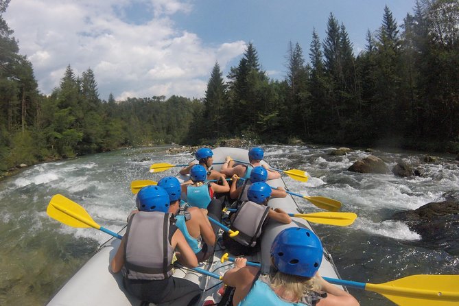 Slo classic: Bled, Kranjska Gora, Planica, Peričnik (group of 4) - Guides can shape the whole day