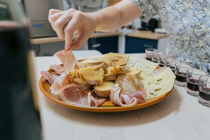 sLOVEnian Strukelj Traditional Cooking Class - Who will enjoy this Ljubljana class most