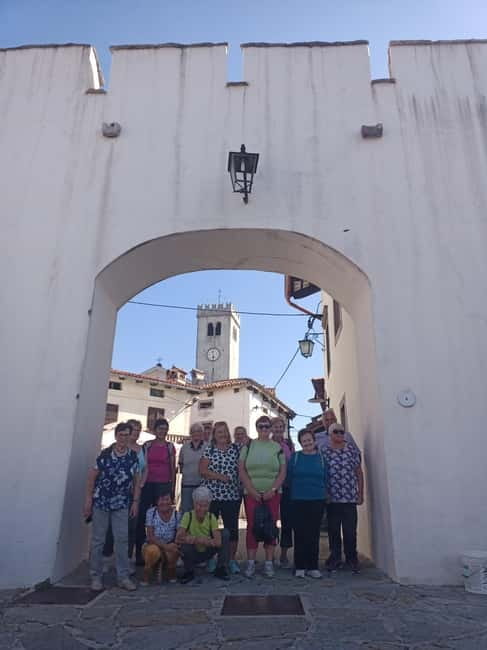 Šmartno: Village Walking Tour with Local Guide - Key points to know before you go