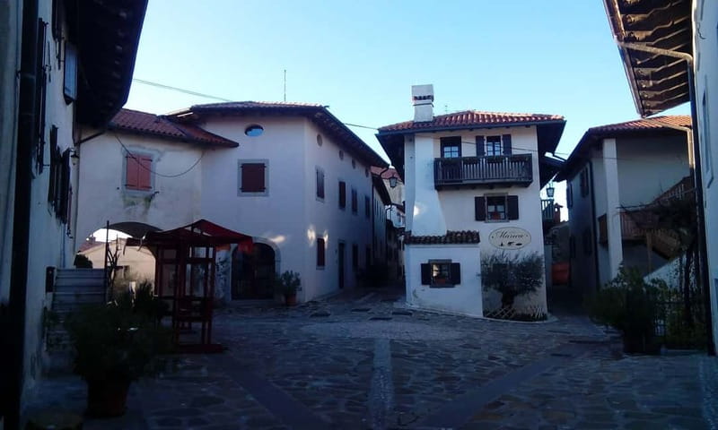Šmartno: Village Walking Tour with Local Guide - Why Šmartno is worth an hour of your time