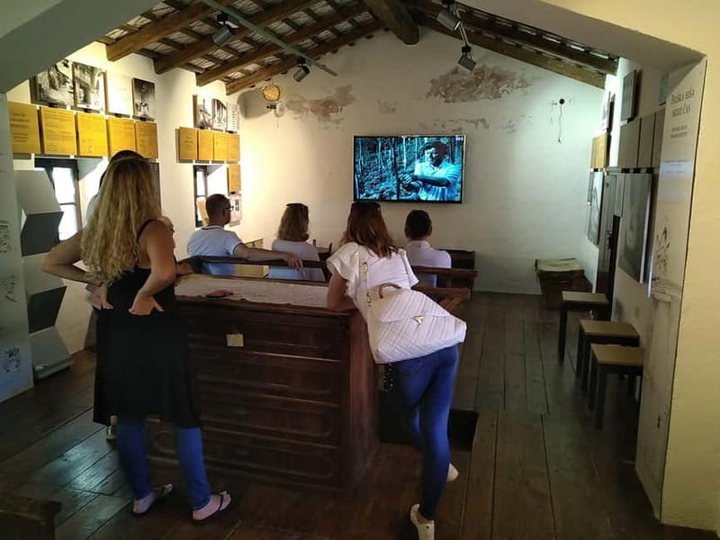 Šmartno: Village Walking Tour with Local Guide - What Irena adds to the experience
