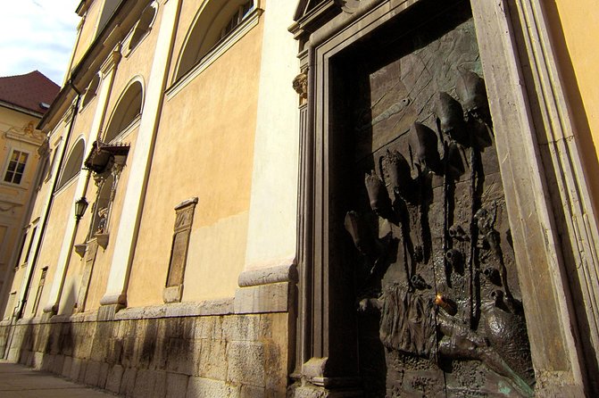 The Ljubljana's Cathedral Tour (St. Nicolas Church) - The late-built dome gives the tour a memorable thread