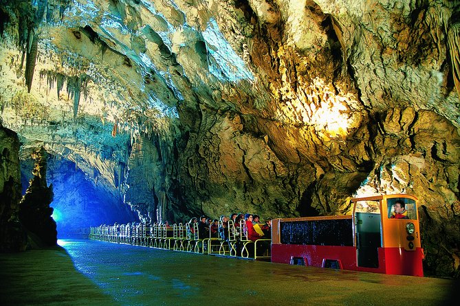 Tour to Postojna and Predjama Castle from Koper - The ride from Koper and the value of a guide