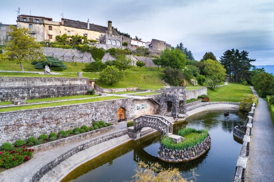Trieste: History of Prosecco and the Karst Region - Pickup from Trieste and the road into the Karst