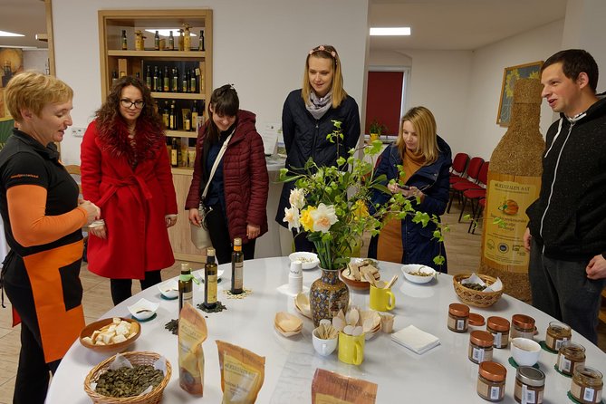 Wine and Culinary Adventure in Jeruzalem - Full Day Tour from Ljubljana or Ptuj - A family-style Slovenian lunch