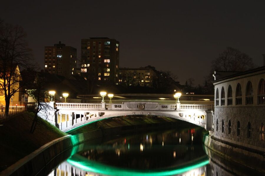 Zagreb: Day Trip Postojna Cave, Predjama Castle, & Ljubljana - Who should book this experience?