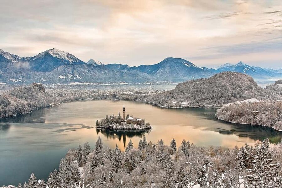 Zagreb: Lake Bled and Ljubljana Day Tour with Chocolate Gift - Lake Bled and its island church