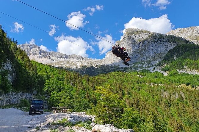 Zipline in Slovenia - The safety briefing and equipment fitting